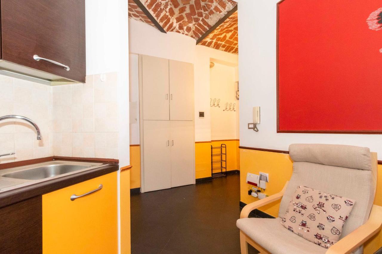 Colourful & Cozy Apartment Cenisia Turin Exterior foto