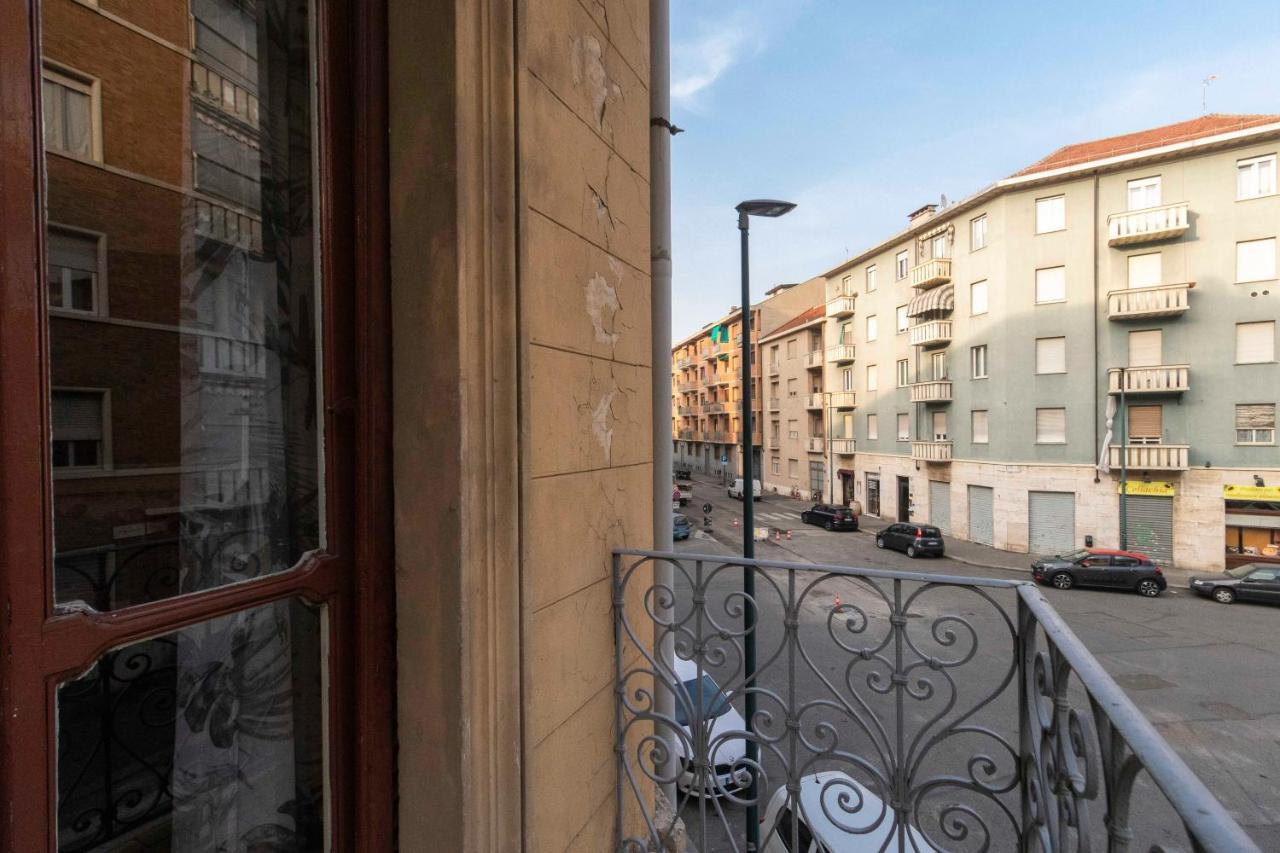 Colourful & Cozy Apartment Cenisia Turin Exterior foto