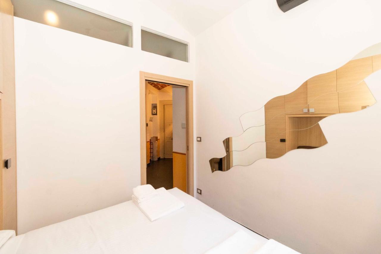 Colourful & Cozy Apartment Cenisia Turin Exterior foto
